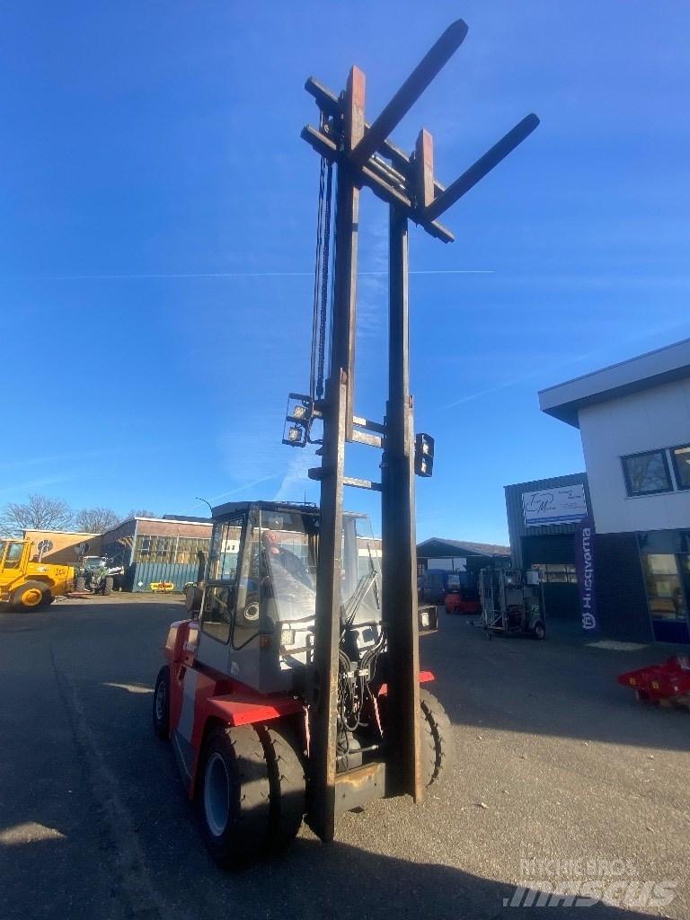 Kalmar DCE 70-6 HE 柴油卡車