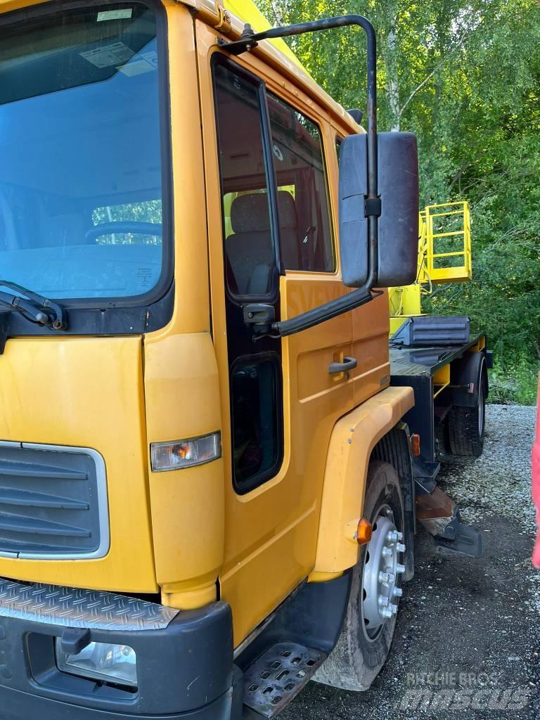 Volvo FL 6 卡車裝載高空作業車