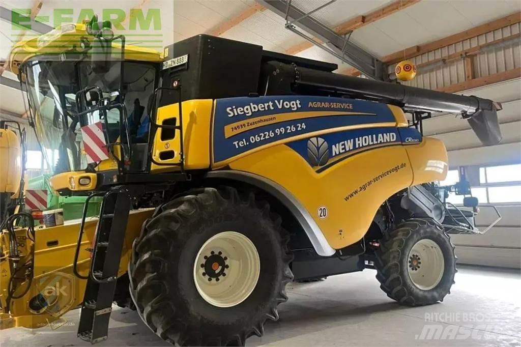 New Holland cr8080 聯合收穫機