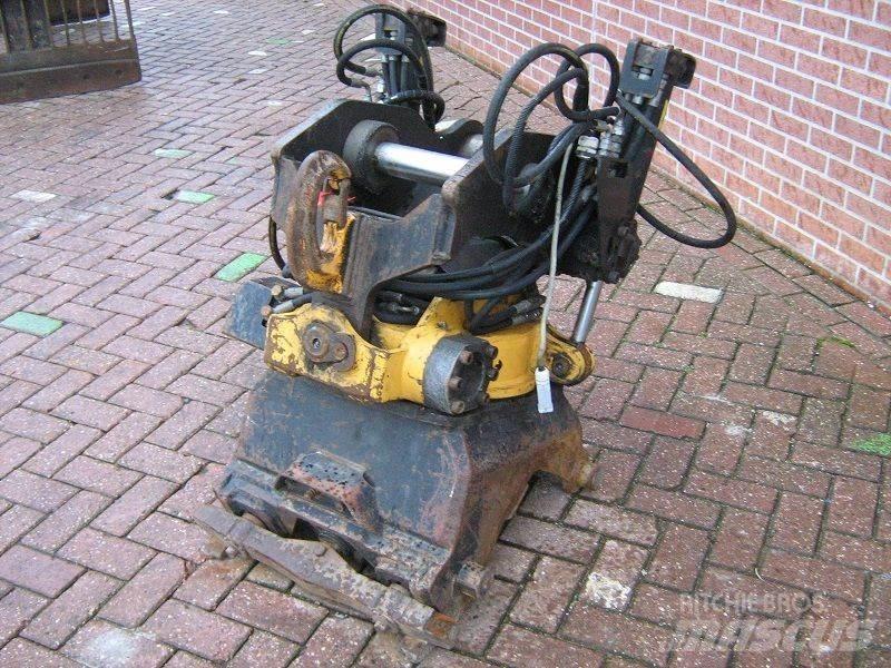 Engcon EC15 旋轉混合器