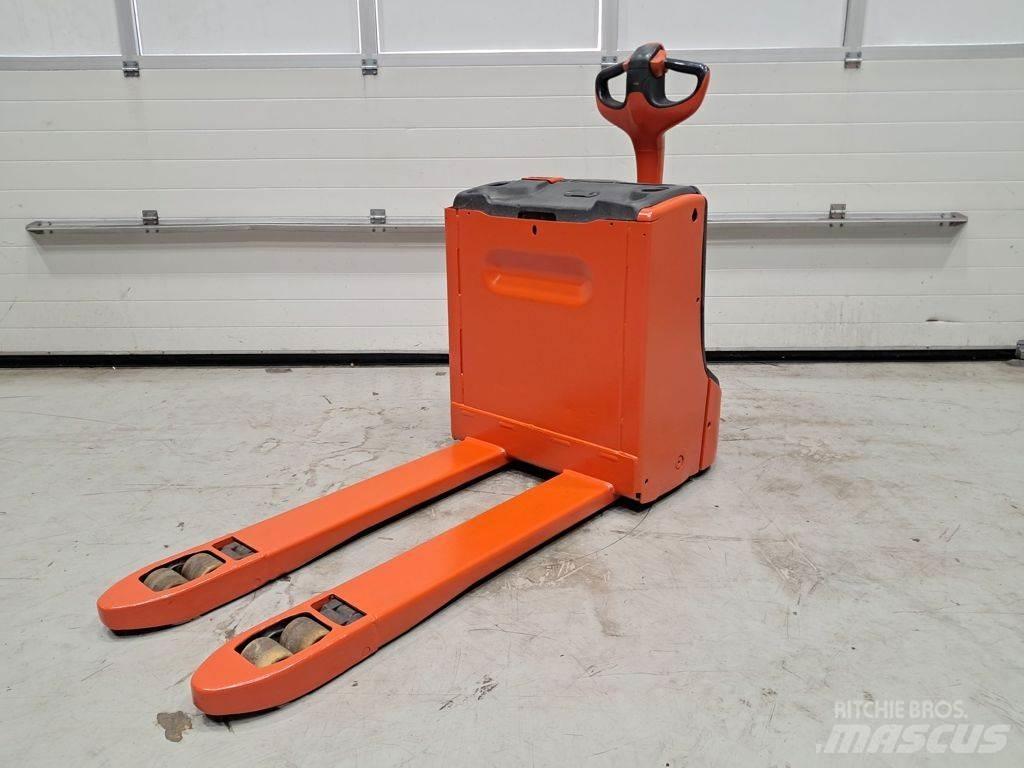 Linde T16 低架升降機