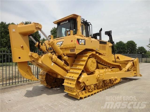 CAT D 8 R 履帶推土機