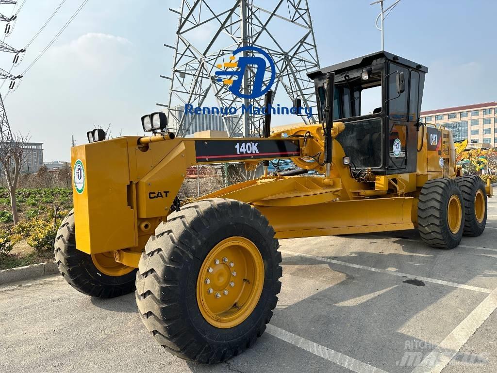 CAT 140K 平土機