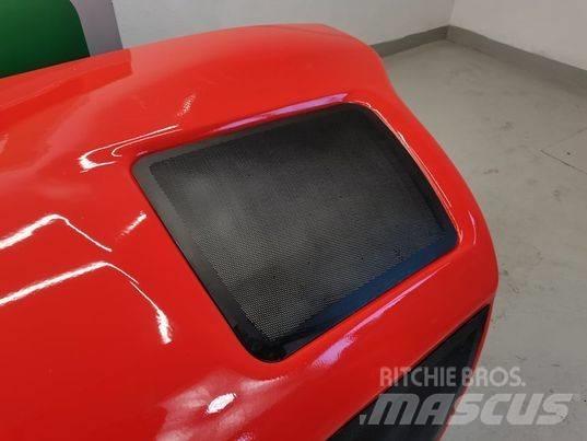 Manitou MLT 840 hood 駕駛室與內部