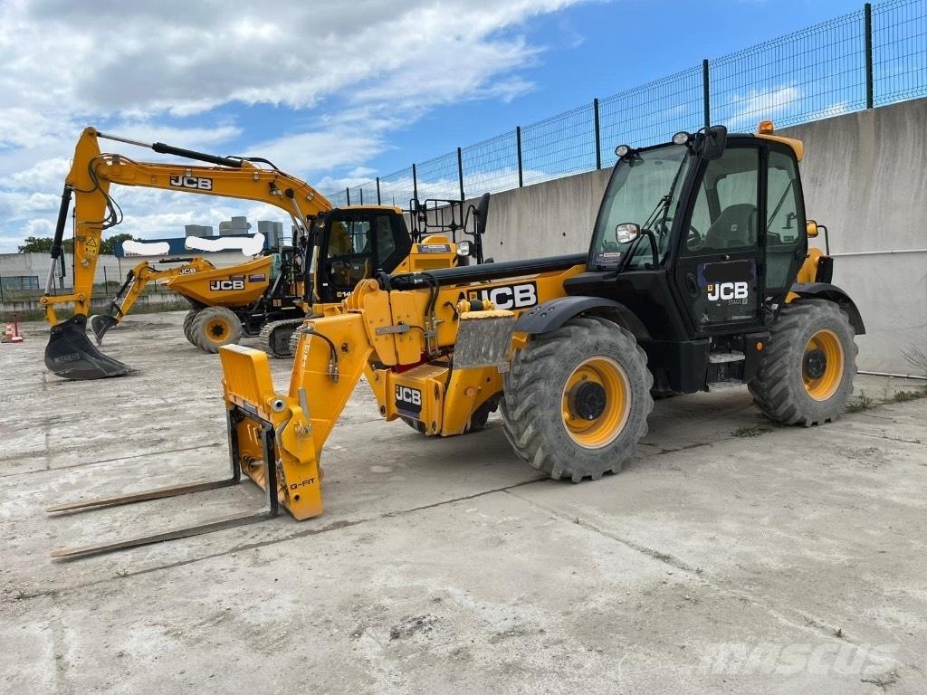 JCB 540-140 伸縮臂操作車