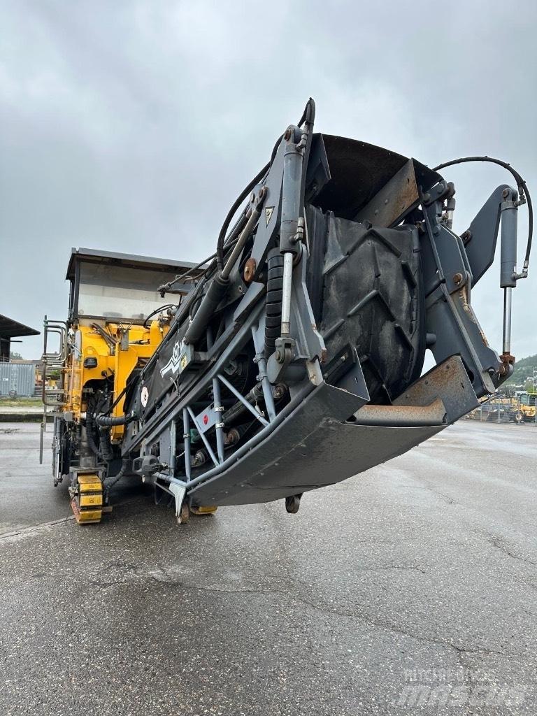 Wirtgen W 1900 瀝青冷銑刨機/銑床