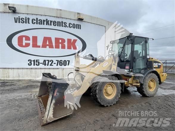 CAT 906M 輪胎式裝載機