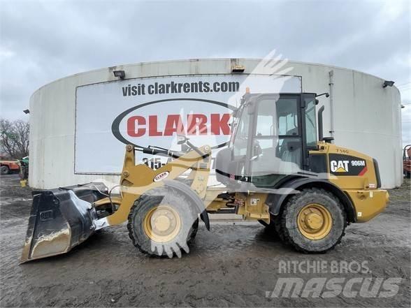 CAT 906M 輪胎式裝載機