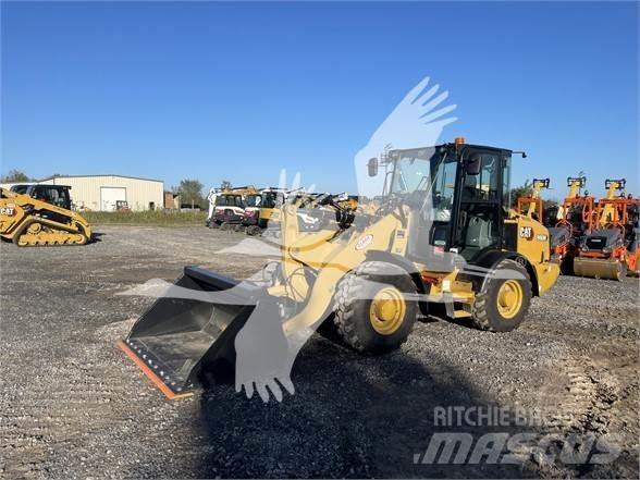 CAT 906M 輪胎式裝載機