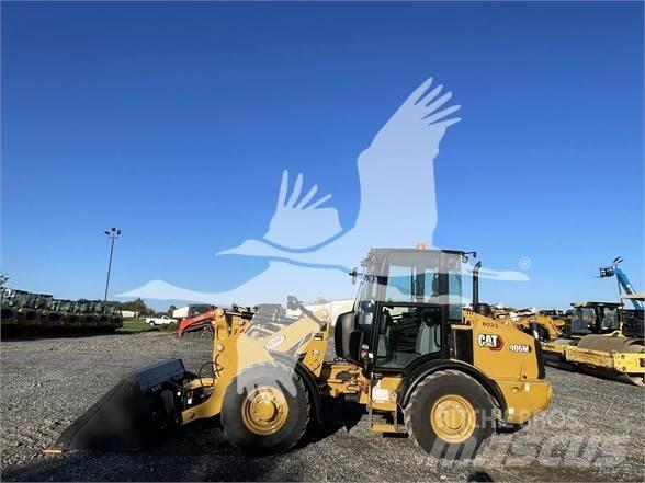 CAT 906M 輪胎式裝載機