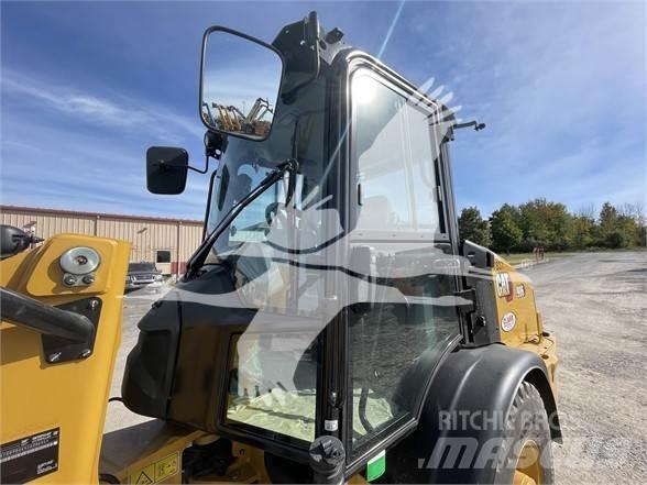 CAT 906M 輪胎式裝載機