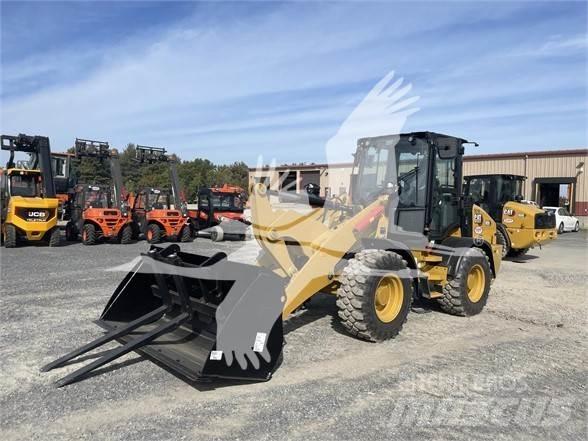 CAT 908 輪胎式裝載機
