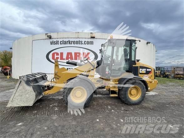 CAT 908M 輪胎式裝載機