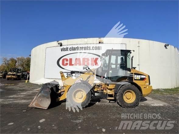 CAT 908M 輪胎式裝載機