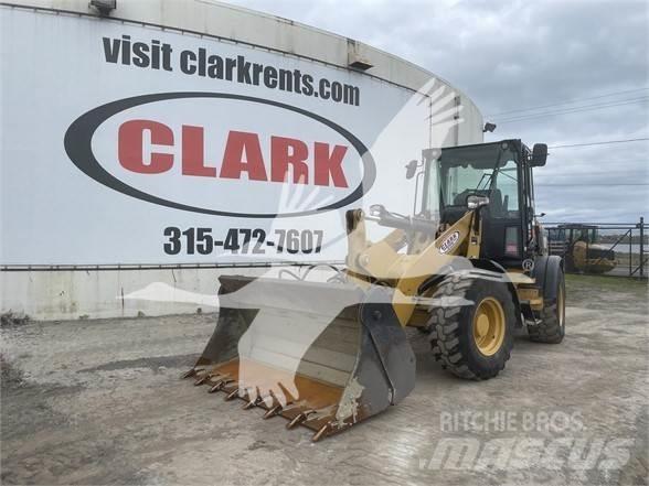 CAT 908M 輪胎式裝載機