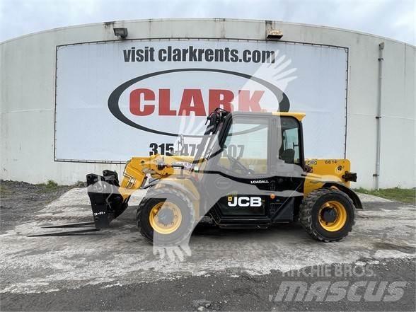 JCB 525-60 伸縮臂操作車