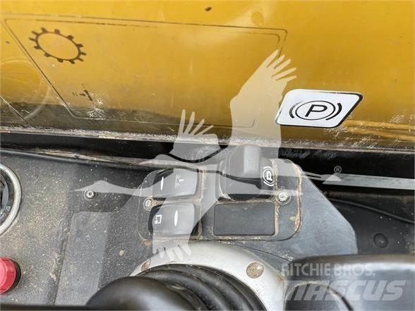 JCB 525-60 伸縮臂操作車