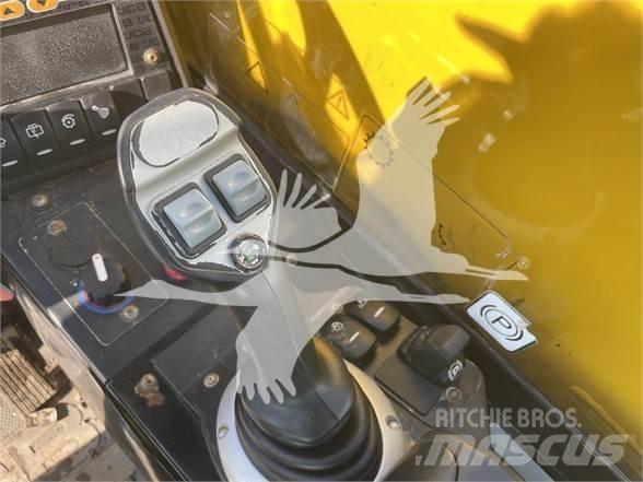 JCB 525-60 伸縮臂操作車