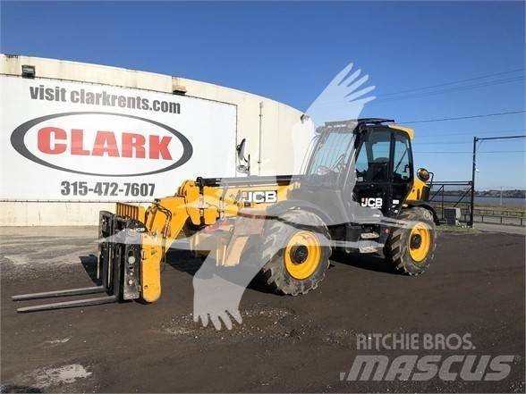 JCB 540-140 伸縮臂操作車