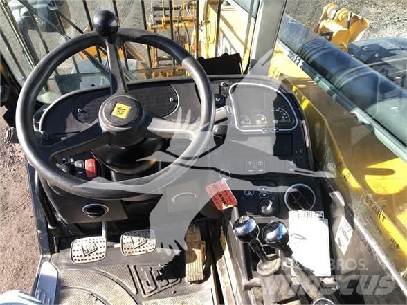 JCB 540-140 伸縮臂操作車