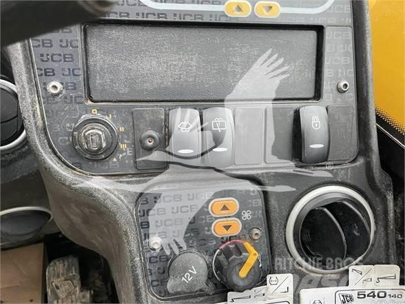 JCB 540-140 伸縮臂操作車