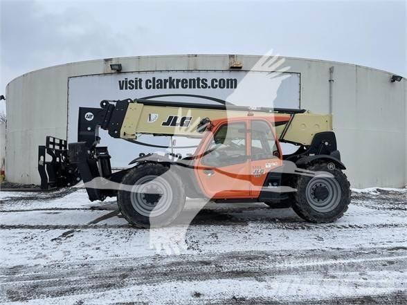 JLG 1255 伸縮臂操作車