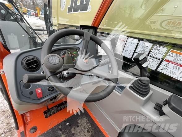JLG 1255 伸縮臂操作車