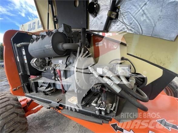 JLG 600AJ 曲臂高空作業車
