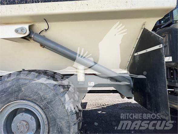 Terex TA300 鉸接式起吊車