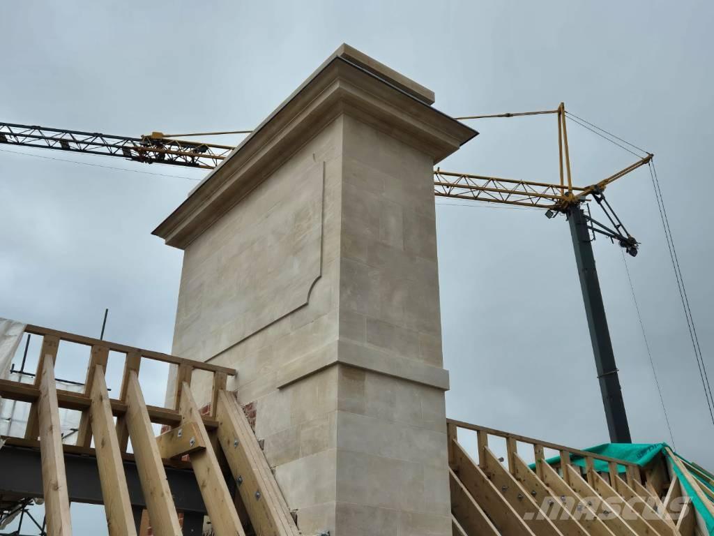 Liebherr 32 TT 獨立吊掛起重機 吊車