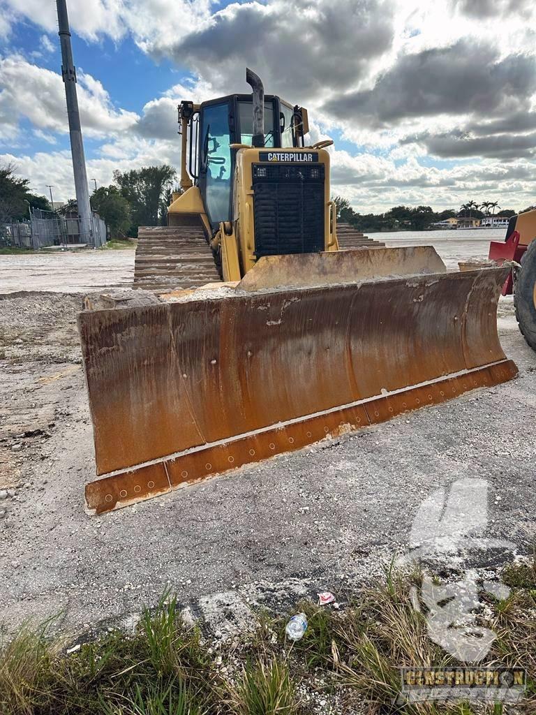 CAT D 6 N 履帶推土機
