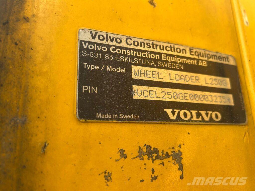 Volvo L250G 輪胎式裝載機