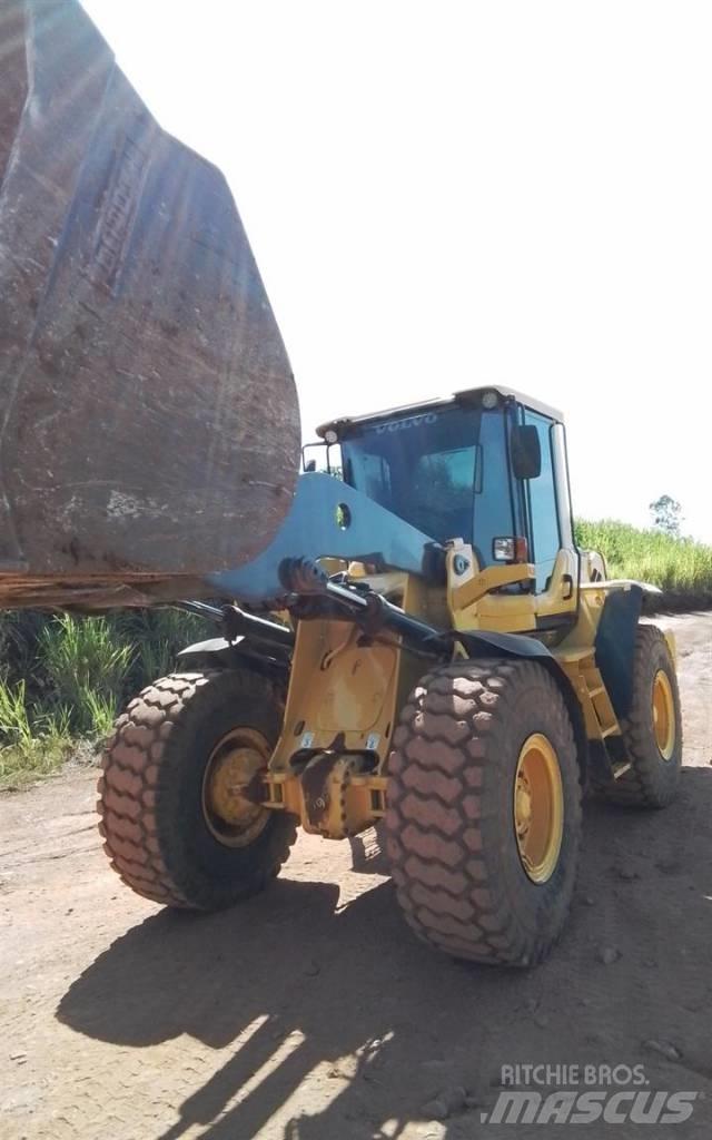 Volvo L 90 F 輪胎式裝載機