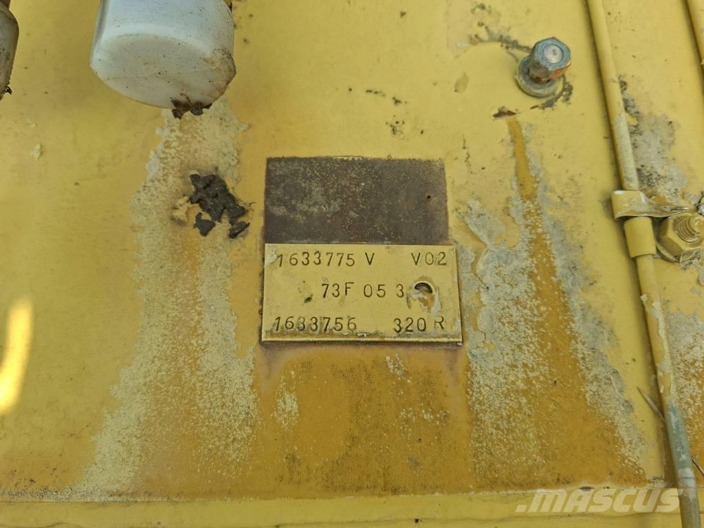 CAT 320 C L 履帶式 挖土機/掘鑿機/挖掘機