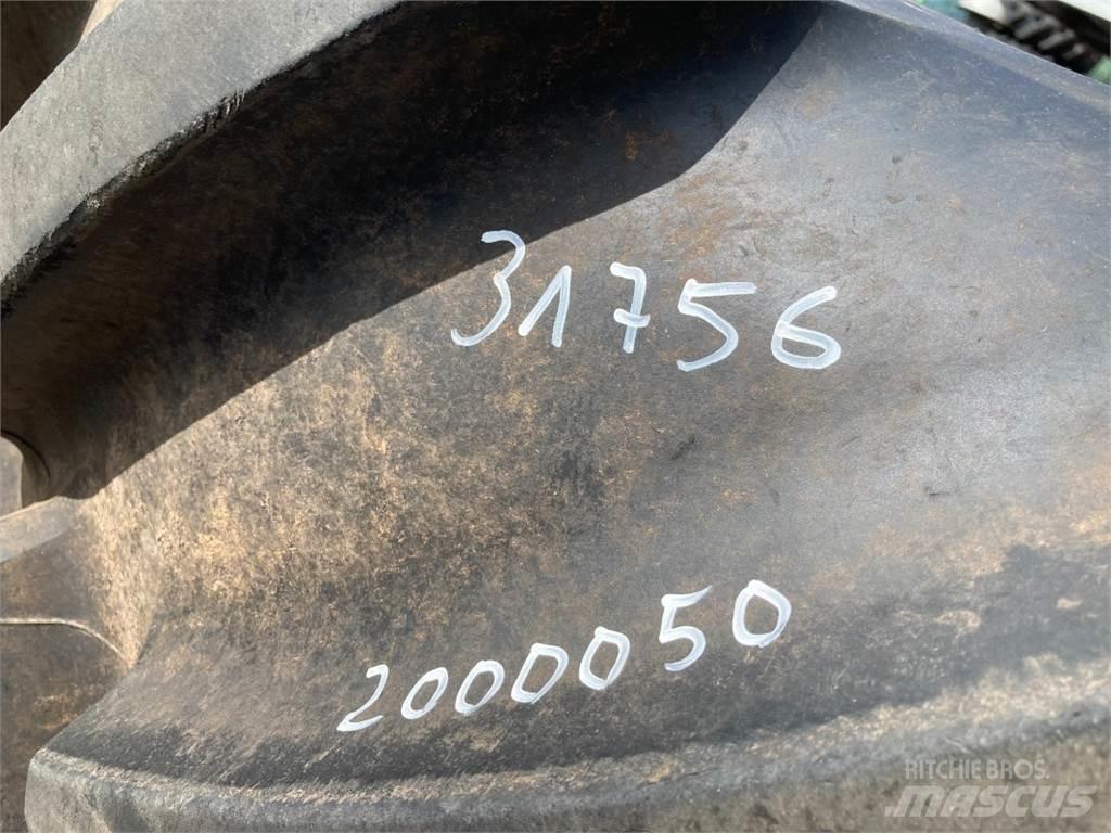 Michelin 600/65R28 輪胎、車輪和輪圈