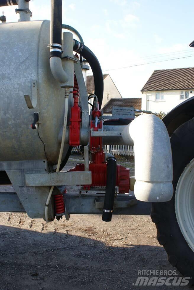Redrock 4000 Tanker 水肥車