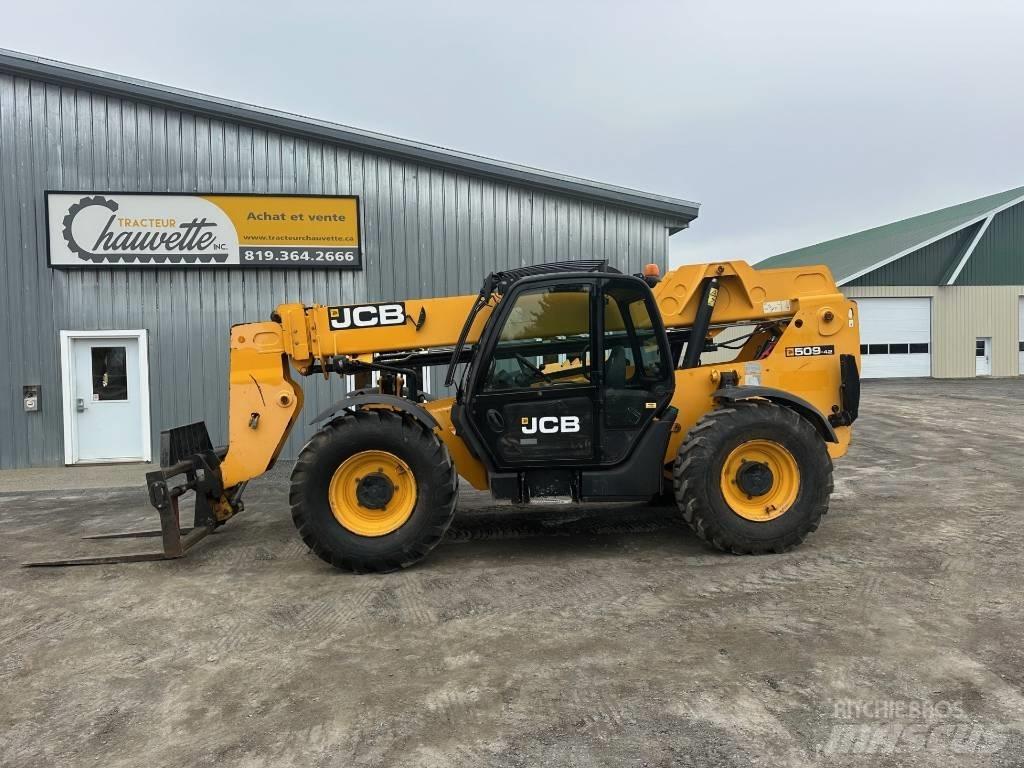 JCB 509-42 伸縮臂操作車