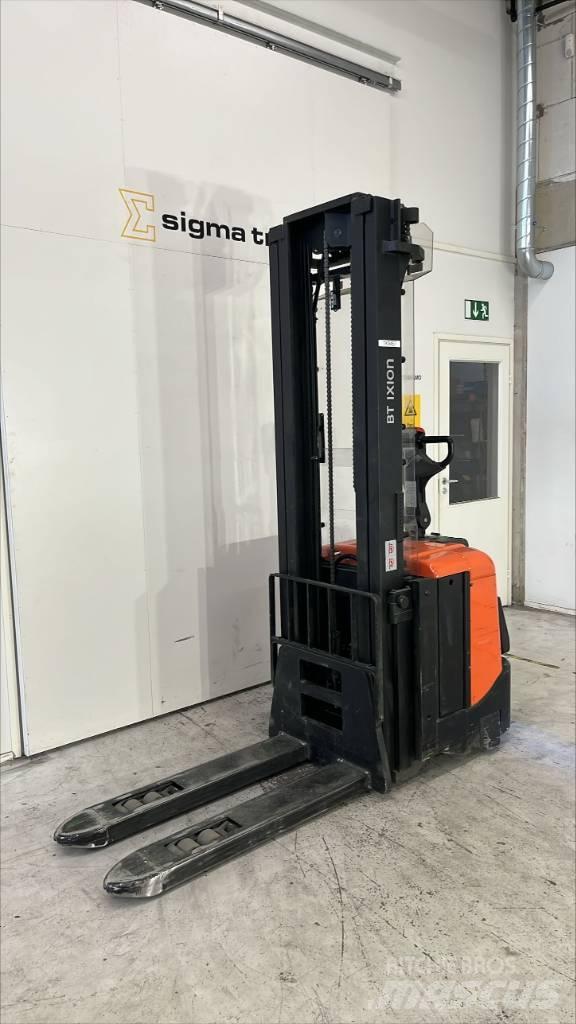 BT SPE 160 L 自走式堆積機