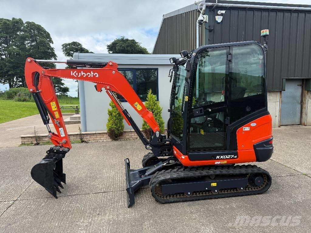 Kubota KX027-4 小型挖土機/掘鑿機<7t(小型挖掘機)