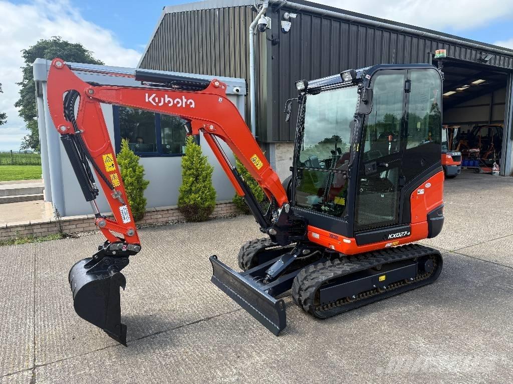 Kubota KX027-4 小型挖土機/掘鑿機<7t(小型挖掘機)