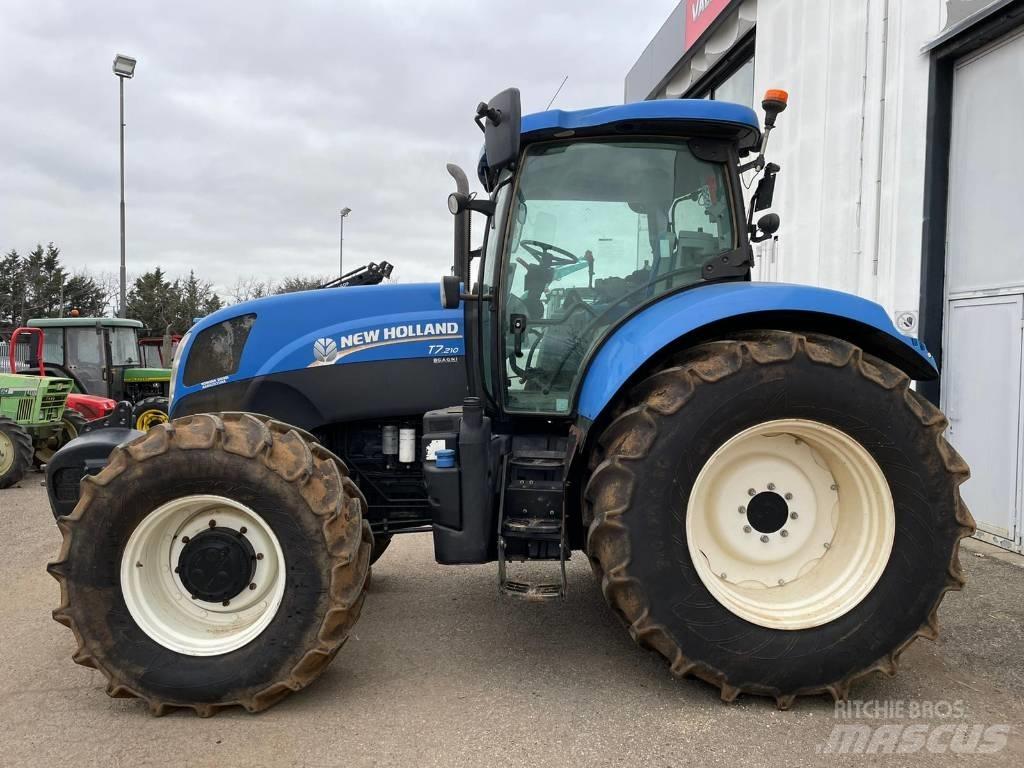 New Holland T 7.210 曳引機