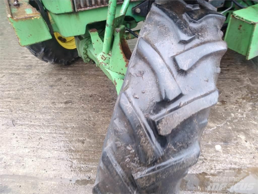 John Deere 1850 曳引機