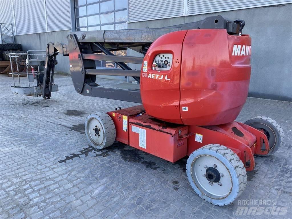 Manitou 170AETJ-L 曲臂高空作業車