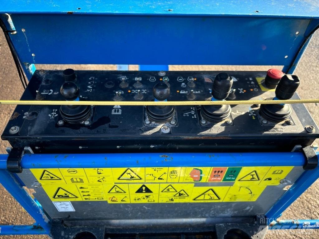 Genie SX 135 XC 伸縮臂高空作業車