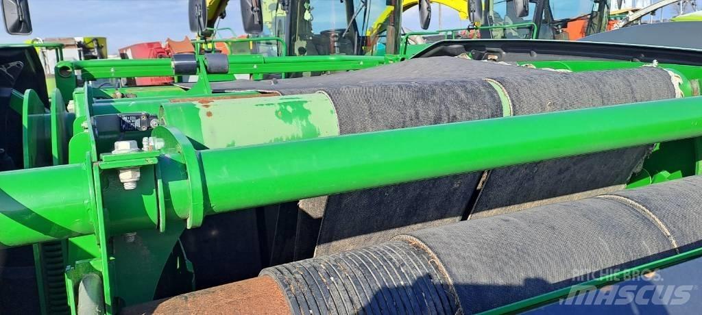 John Deere 960 圓型牧草打包機