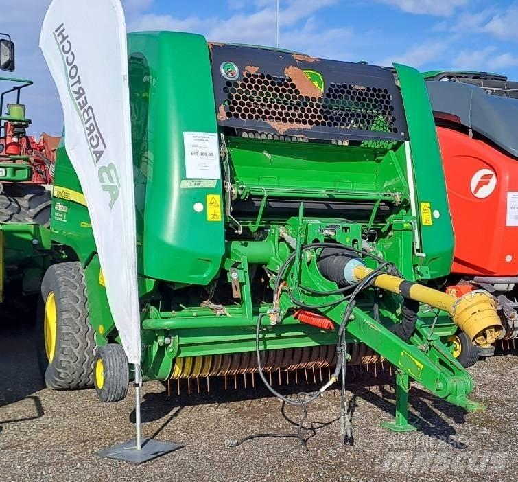 John Deere 960 圓型牧草打包機