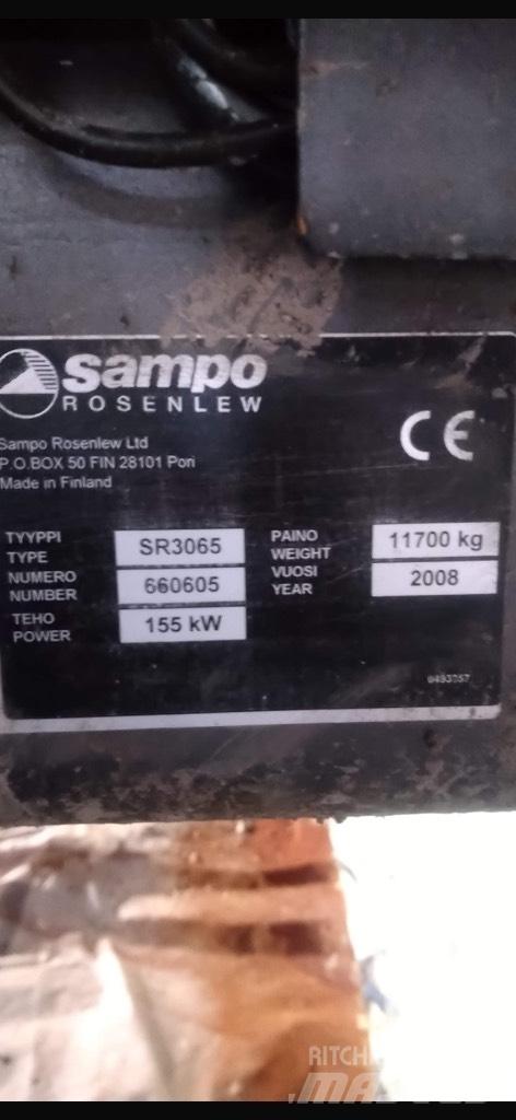 Sampo-Rosenlew 3065 聯合收穫機