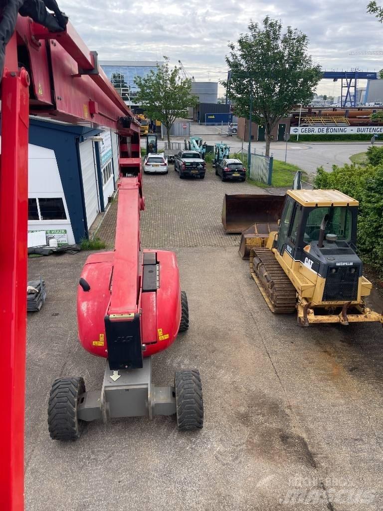 JLG 800 AJ 曲臂高空作業車