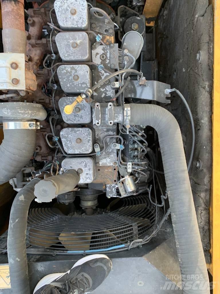 Hyundai R210W-9 旋轉式挖土機/掘鑿機/挖掘機