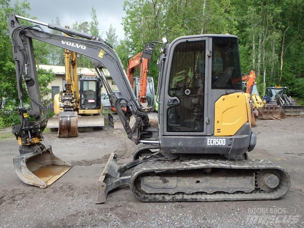 Volvo ECR 50 D 小型挖土機/掘鑿機<7t(小型挖掘機)
